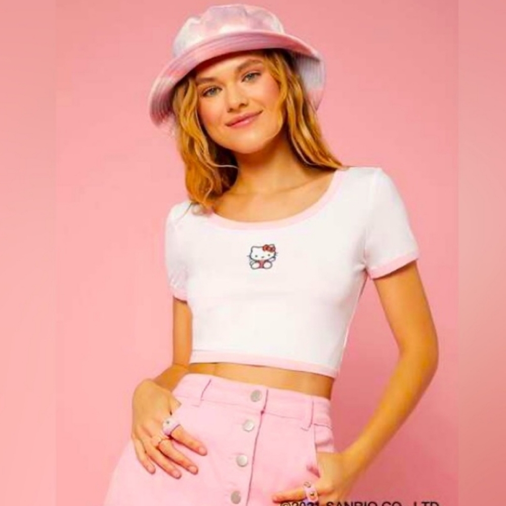 Hello Kitty Crop Top